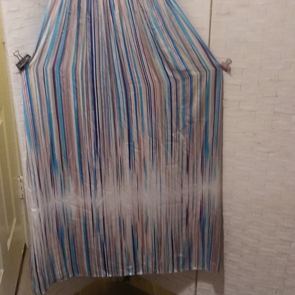 Dress - Picture 3 of 8